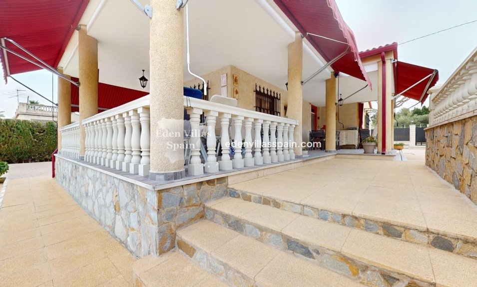Resale - Country House - Elche