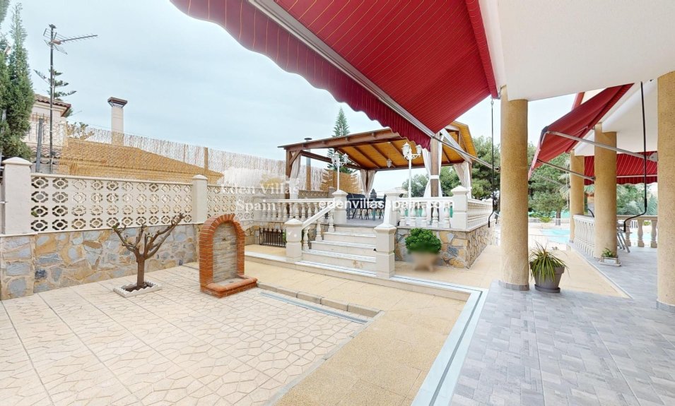 Resale - Country House - Elche