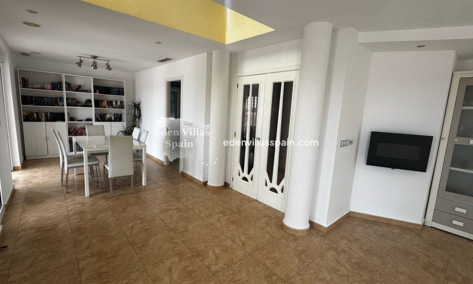 Resale - Country House - Elche