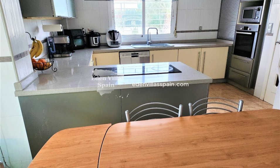 Resale - Country House - Elche