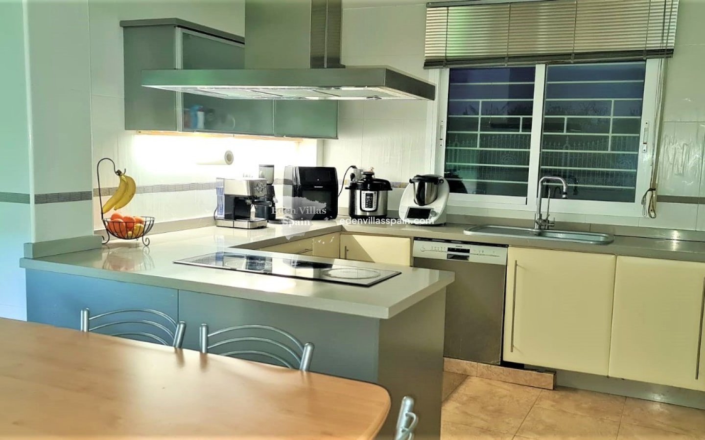 Resale - Country House - Elche