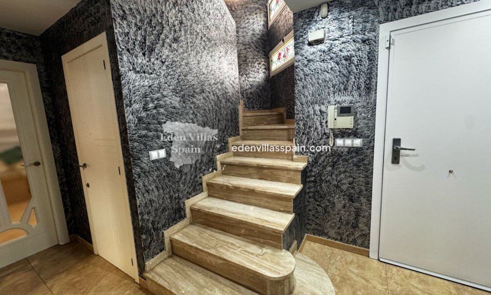 Resale - Country House - Elche