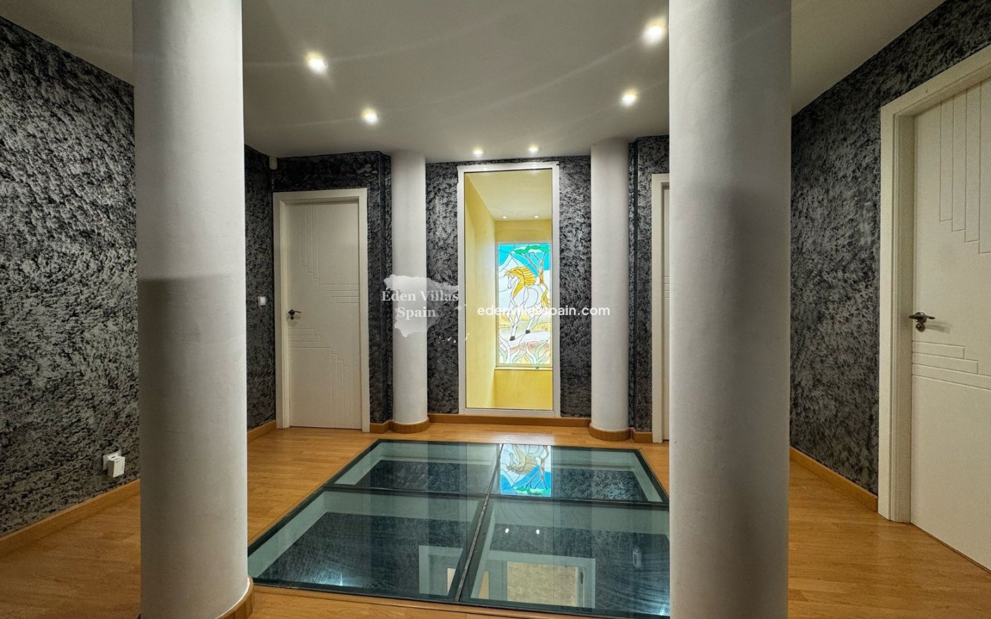 Resale - Country House - Elche