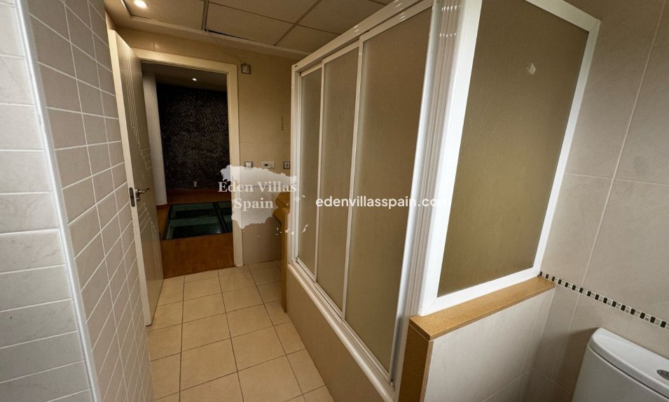 Resale - Country House - Elche