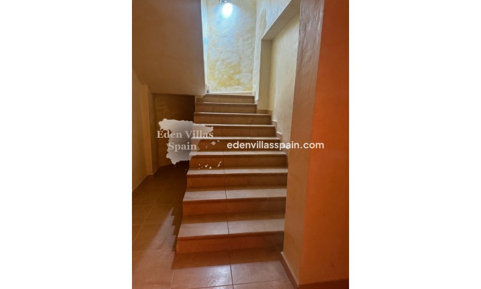 Resale - Country House - Elche