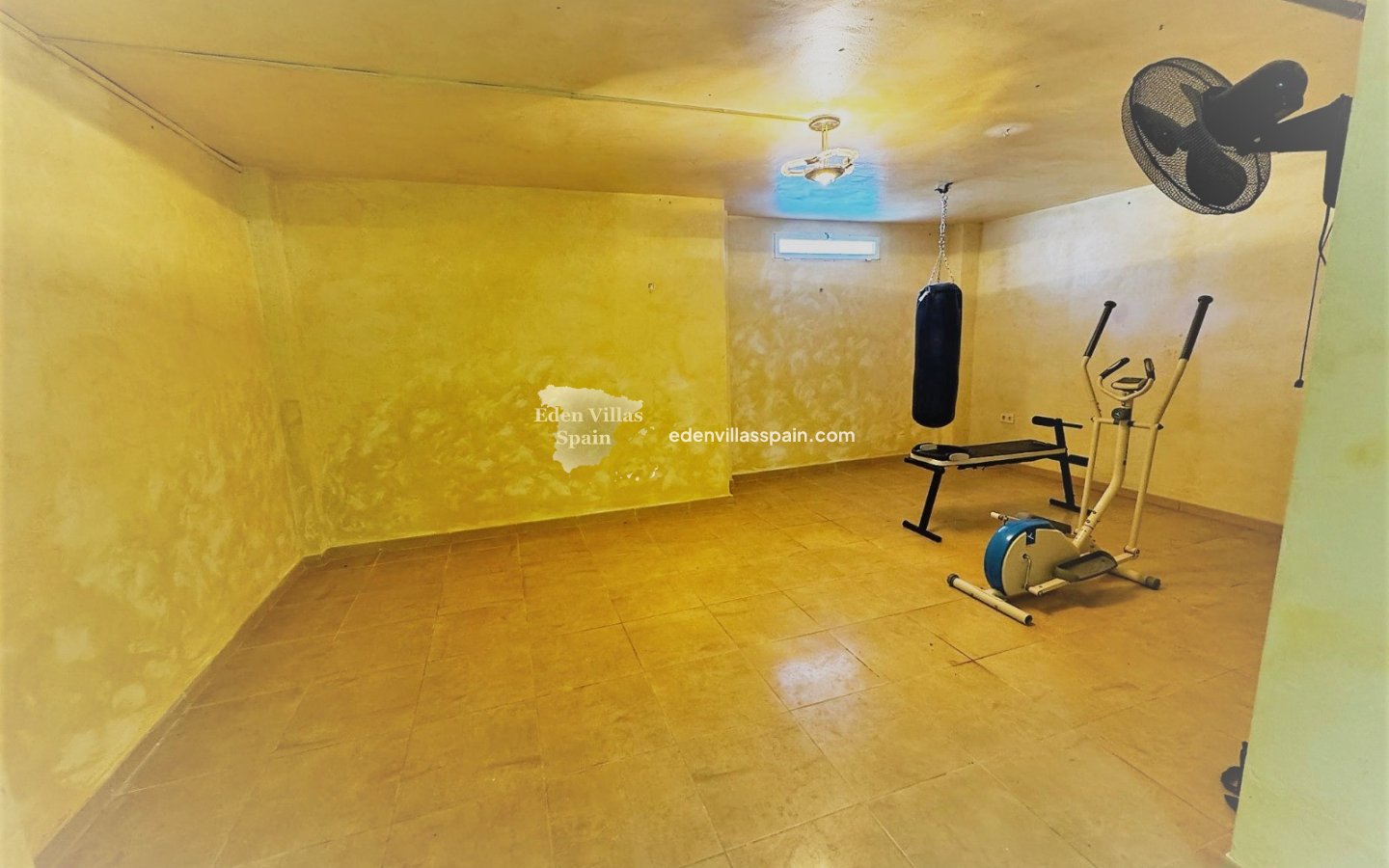 Resale - Country House - Elche