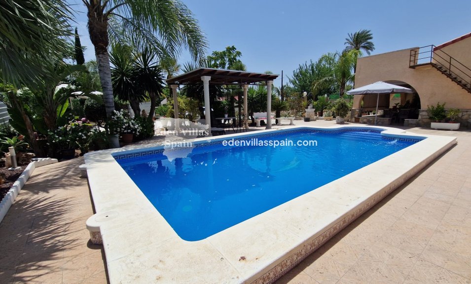 Resale - Country House - Elche
