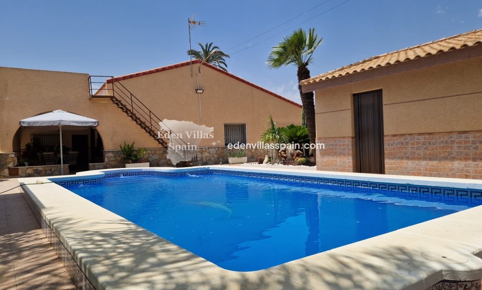 Resale - Country House - Elche