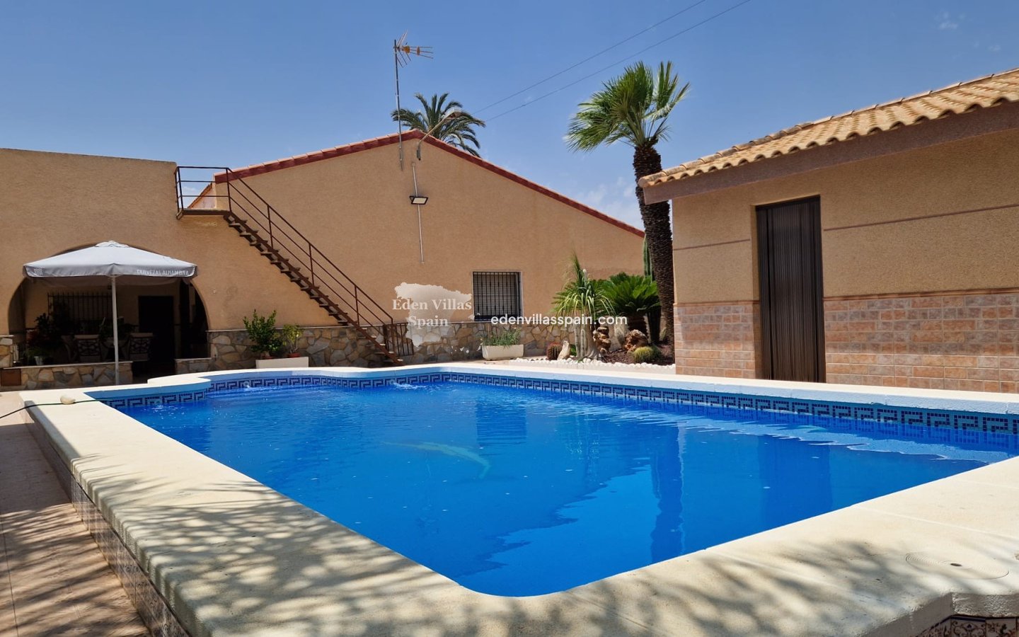 Resale - Country House - Elche