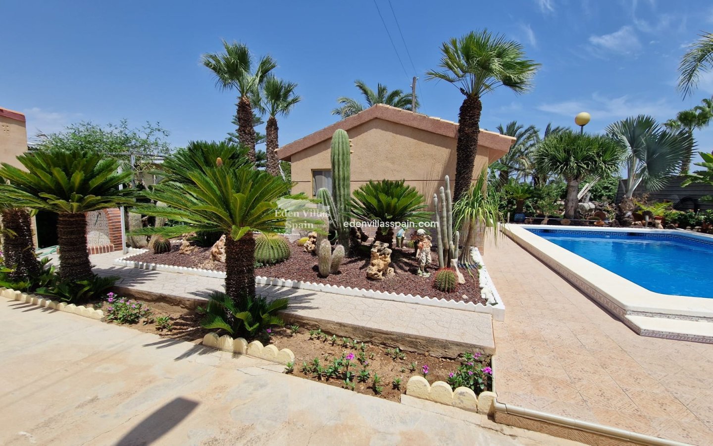 Resale - Country House - Elche