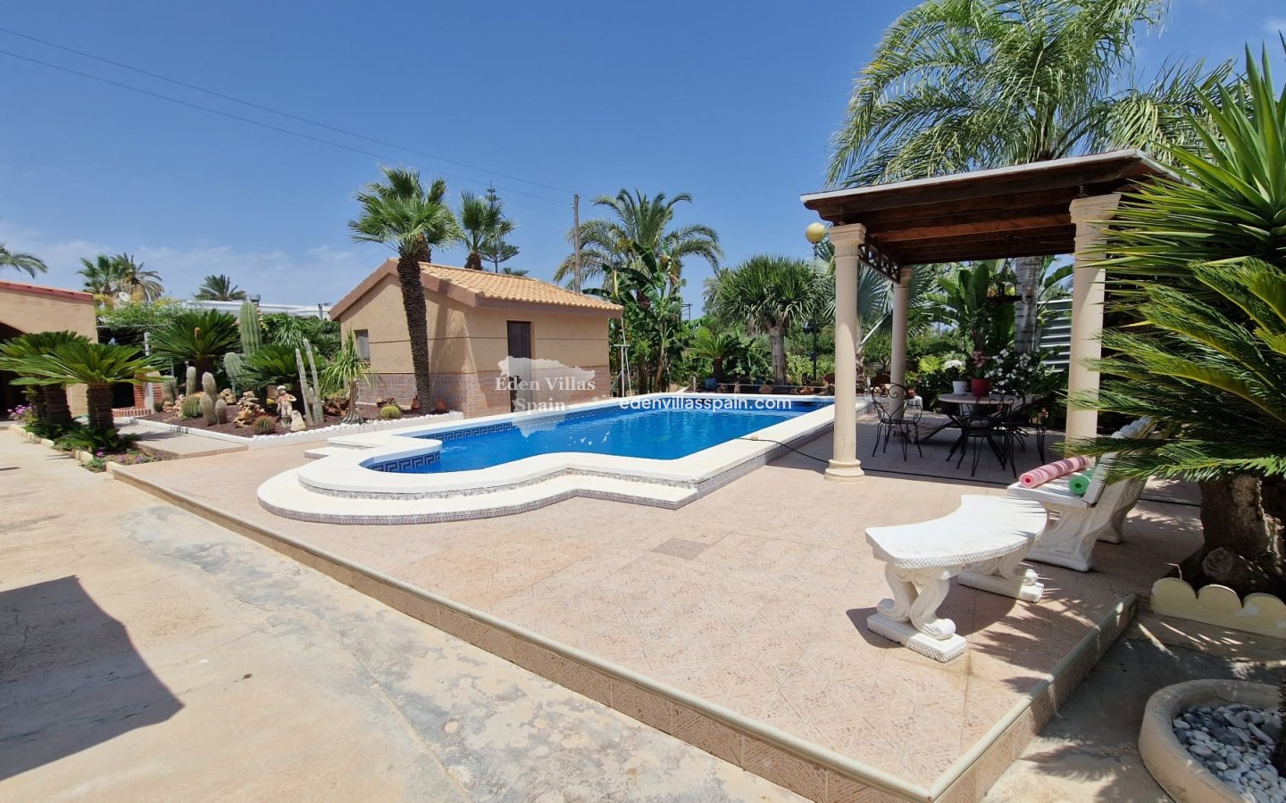 Resale - Country House - Elche