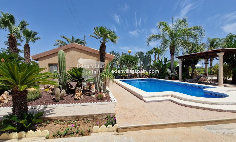 Resale - Country House - Elche