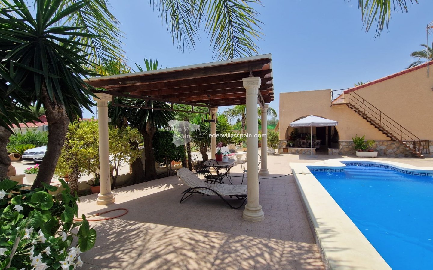 Resale - Country House - Elche