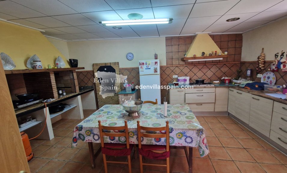 Resale - Country House - Elche