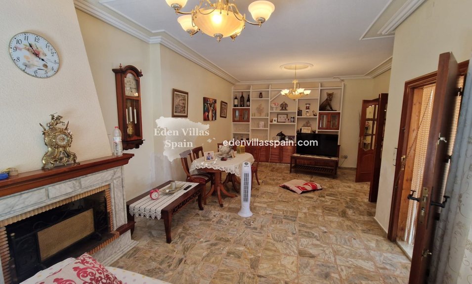 Resale - Country House - Elche