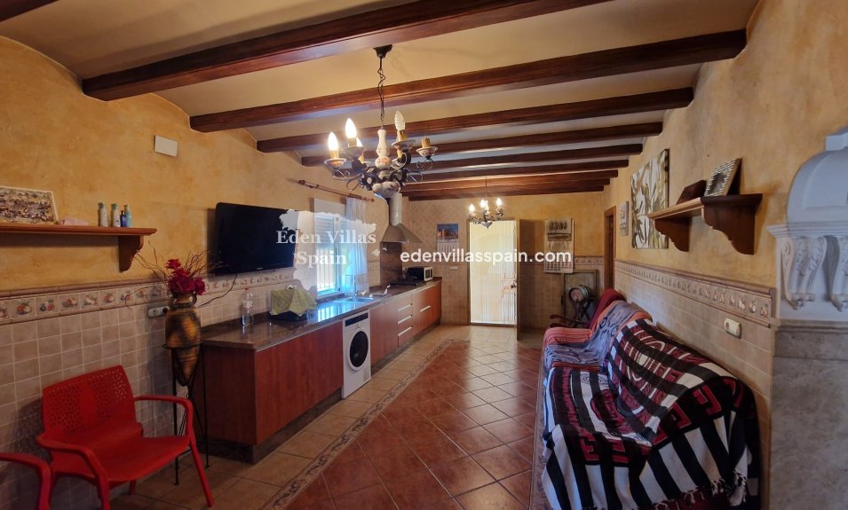 Resale - Country House - Elche
