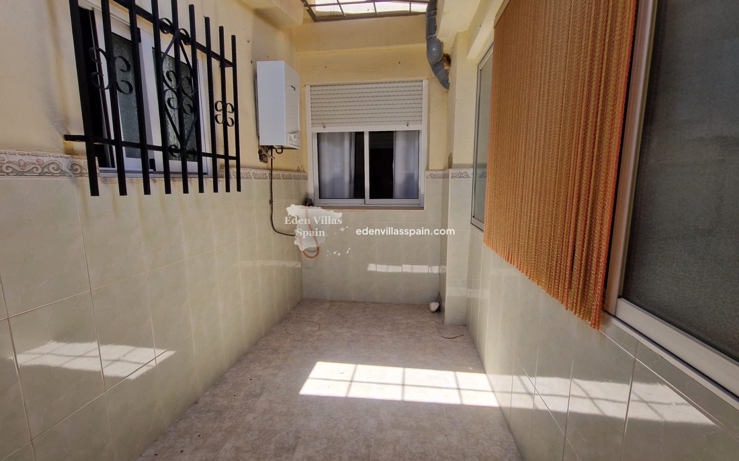 Resale - Country House - Elche