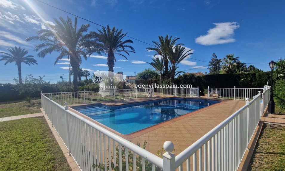 Resale - Country House - Elche