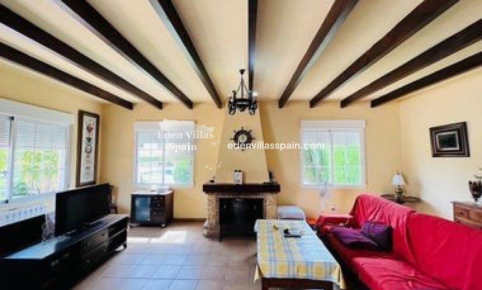 Resale - Country House - Elche