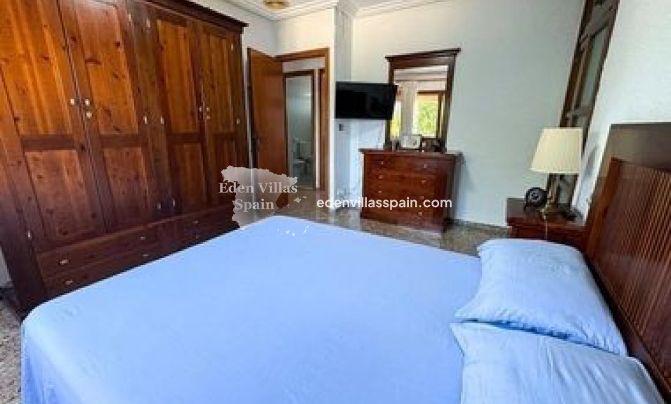 Resale - Country House - Elche