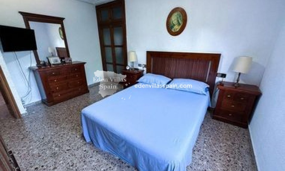 Resale - Country House - Elche