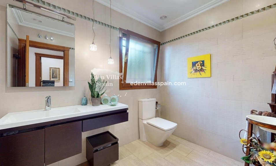 Resale - Country House - Elche