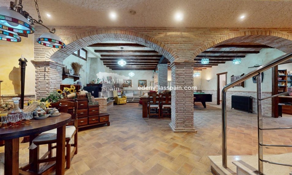 Resale - Country House - Elche