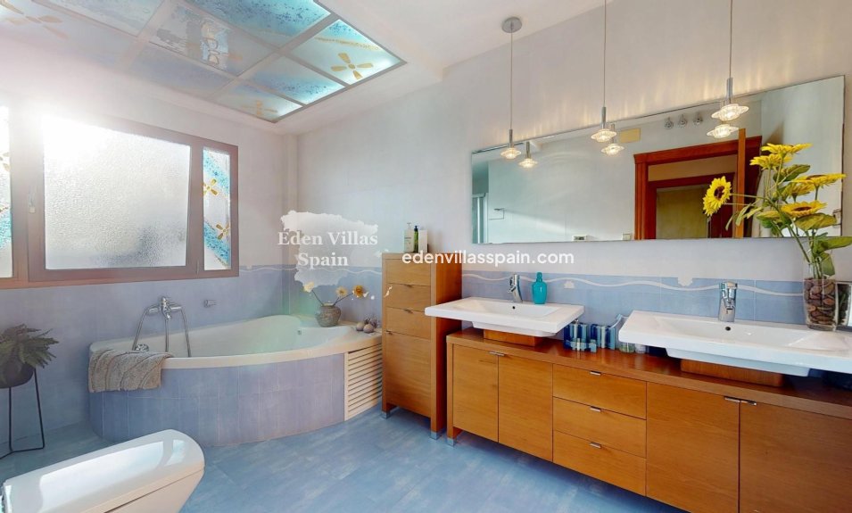 Resale - Country House - Elche