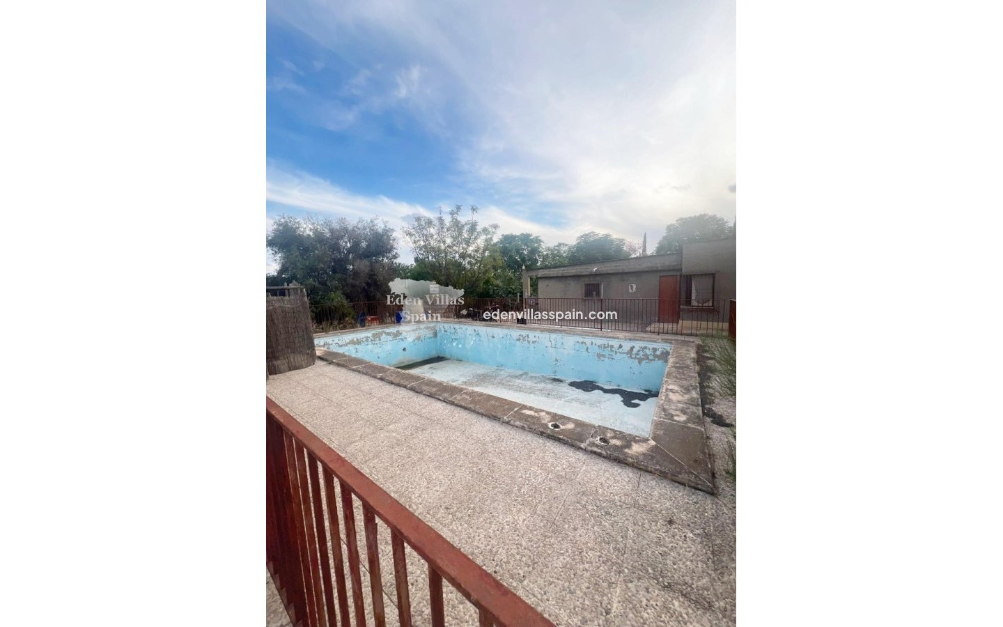 Resale - Country House - Elche