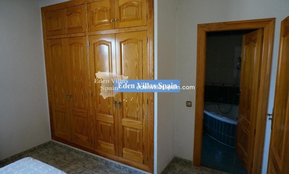 Resale - Country House - Guardamar del Segura