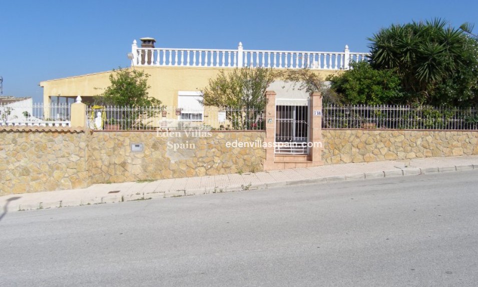 Resale - Country House - La Marina