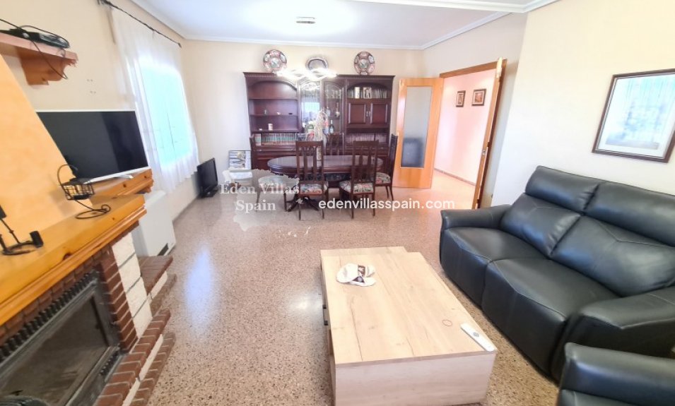 Resale - Country House - La Marina