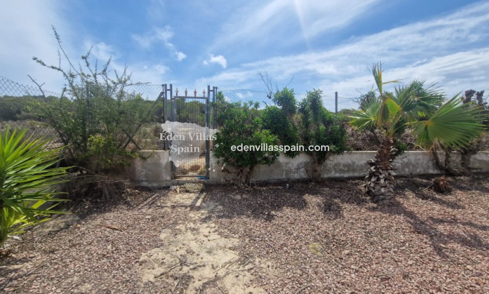 Resale - Country House - La Marina