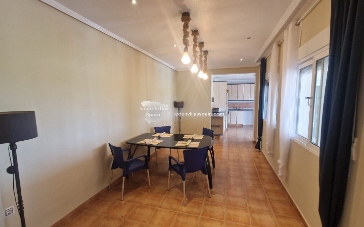 Resale - Country House - La Marina