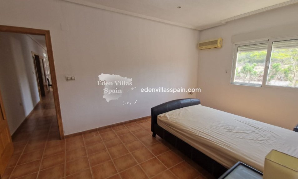 Resale - Country House - La Marina