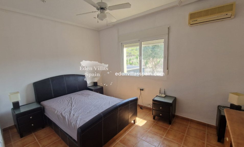 Resale - Country House - La Marina