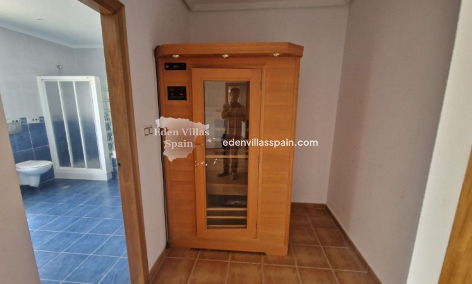 Resale - Country House - La Marina