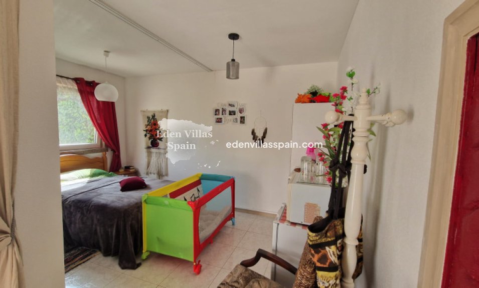 Resale - Country House - La Marina