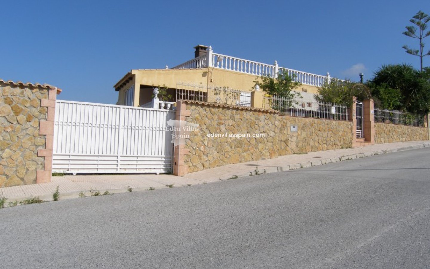 Resale - Country House - La Marina