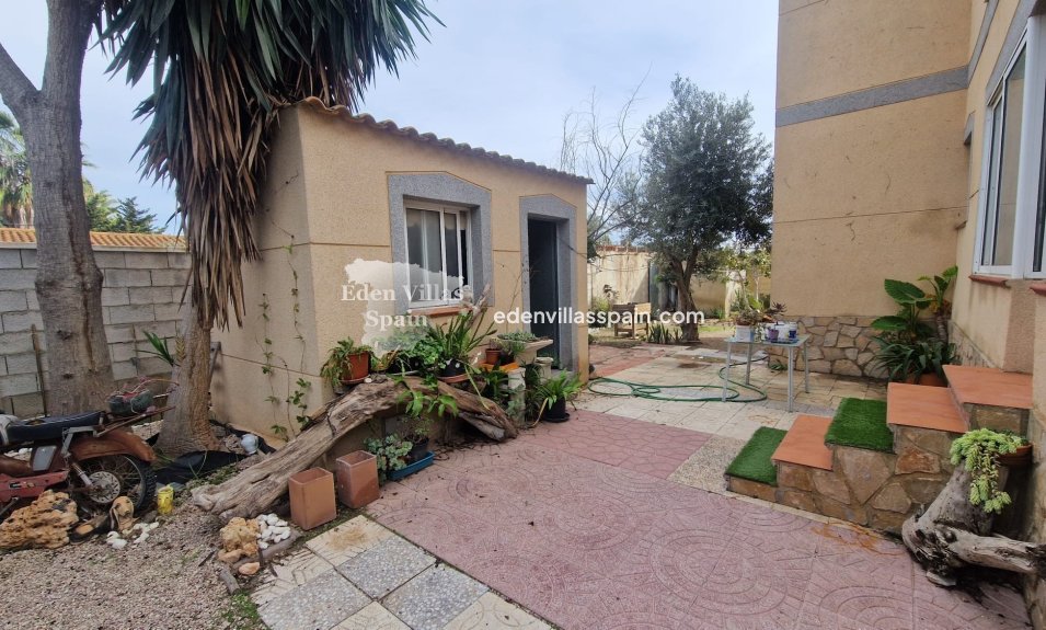 Resale - Country House - La Marina