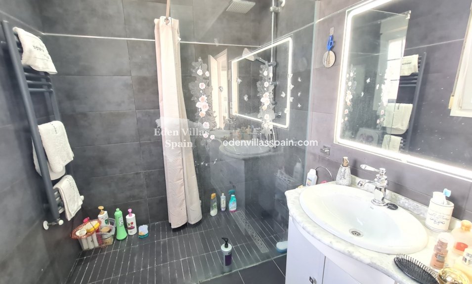 Resale - Country House - La Marina