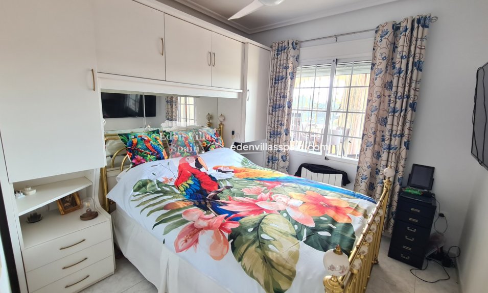 Resale - Country House - La Marina
