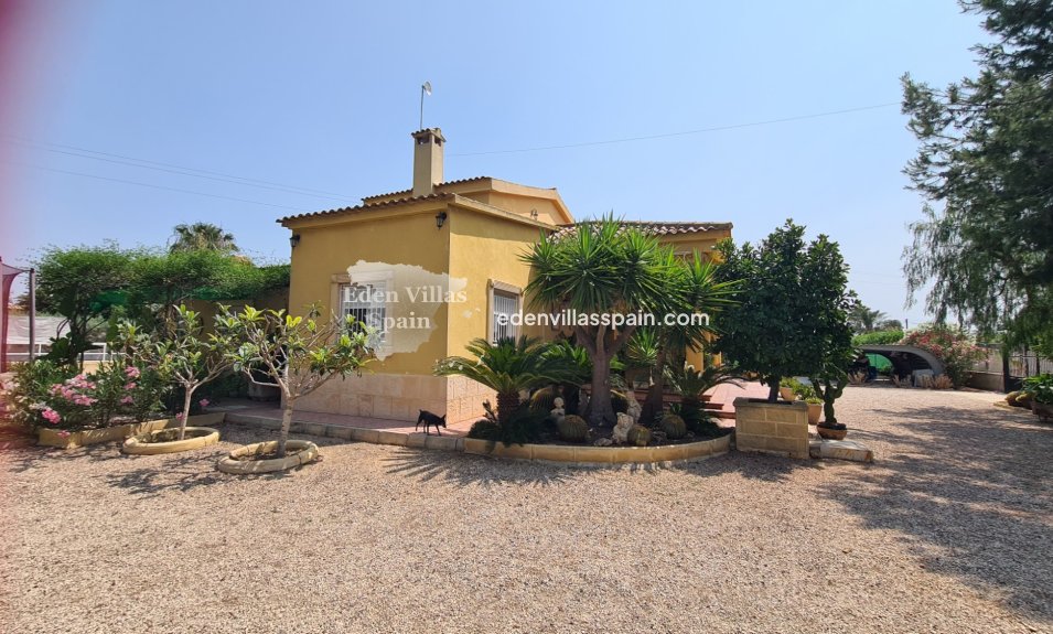 Resale - Country House - La Marina