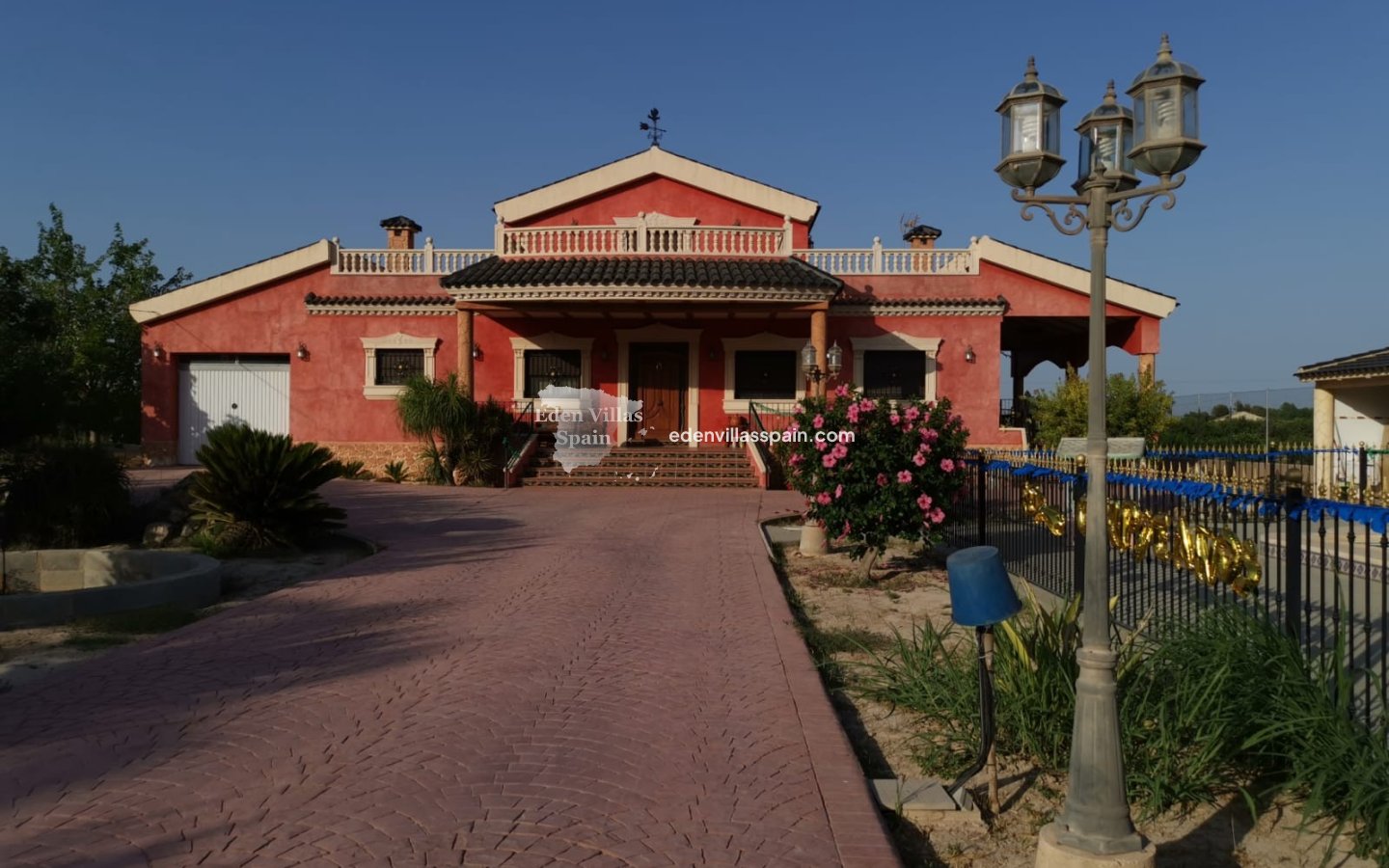 Resale - Country House - Rafal