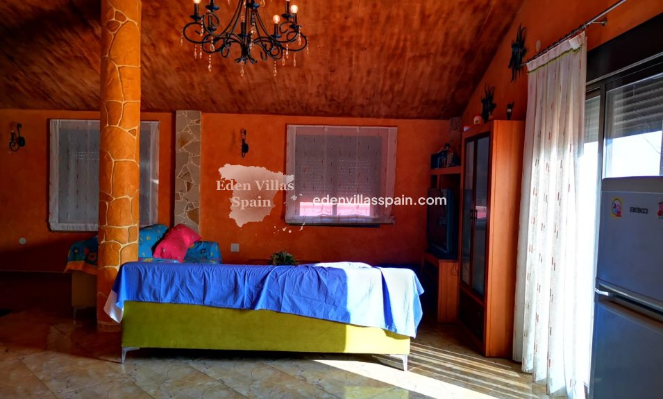 Resale - Country House - Rafal