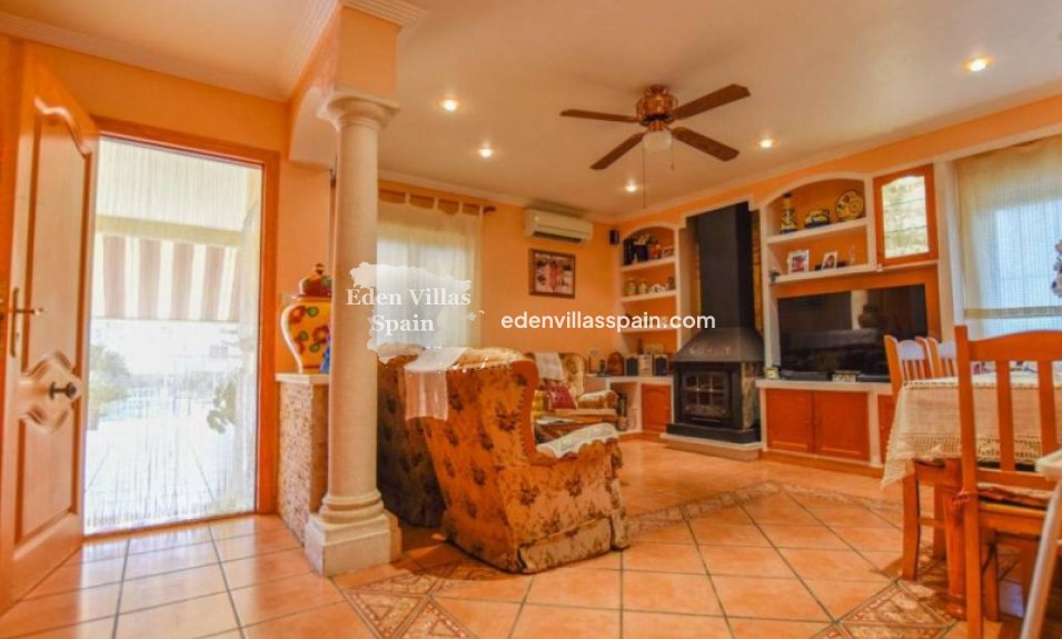 Resale - Country House - Santa Pola