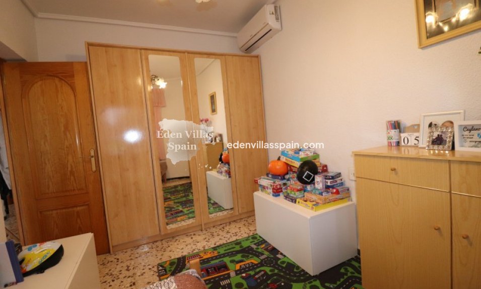 Resale - Country House - Santa Pola