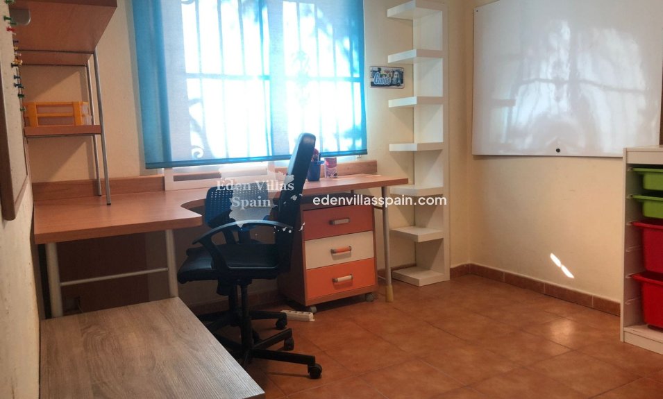Resale - Country House - Santa Pola