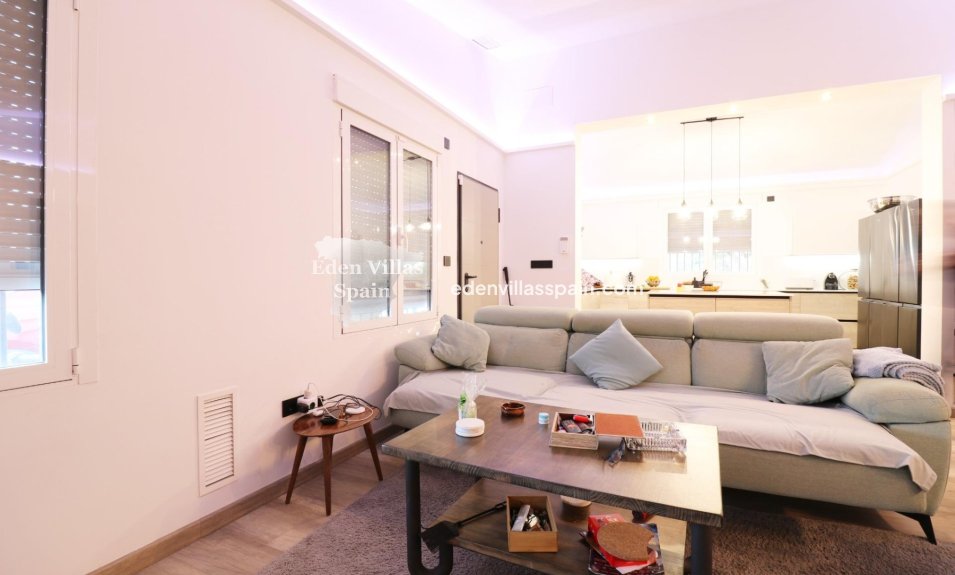 Resale - Country House - Santa Pola