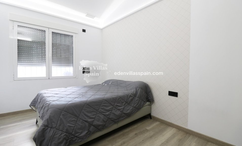 Resale - Country House - Santa Pola